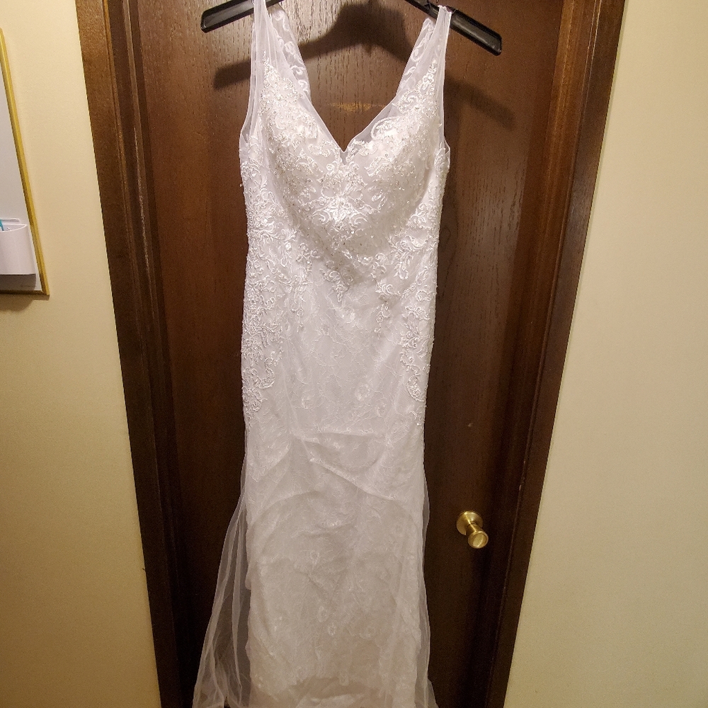 Wedding dress